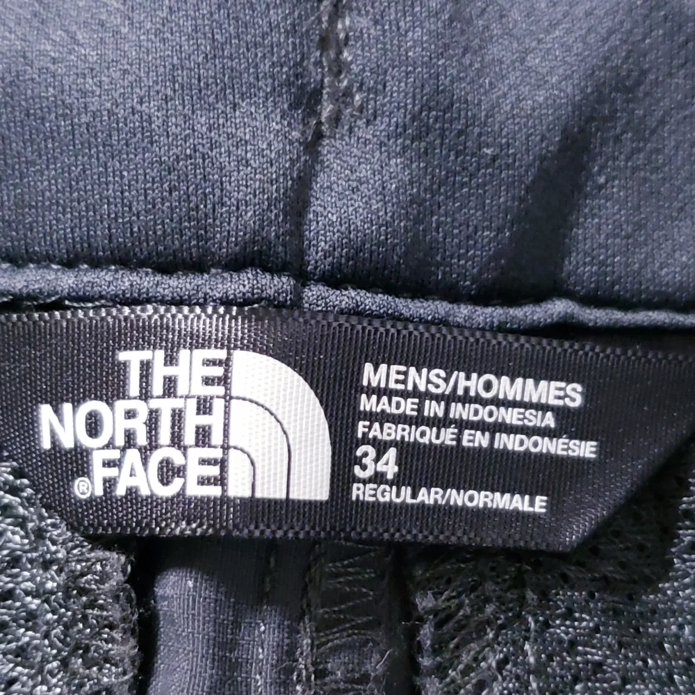The North‎ Face Shorts Men's 34 Horizon 2.0 Hiking Shorts NF0A2UNA Black